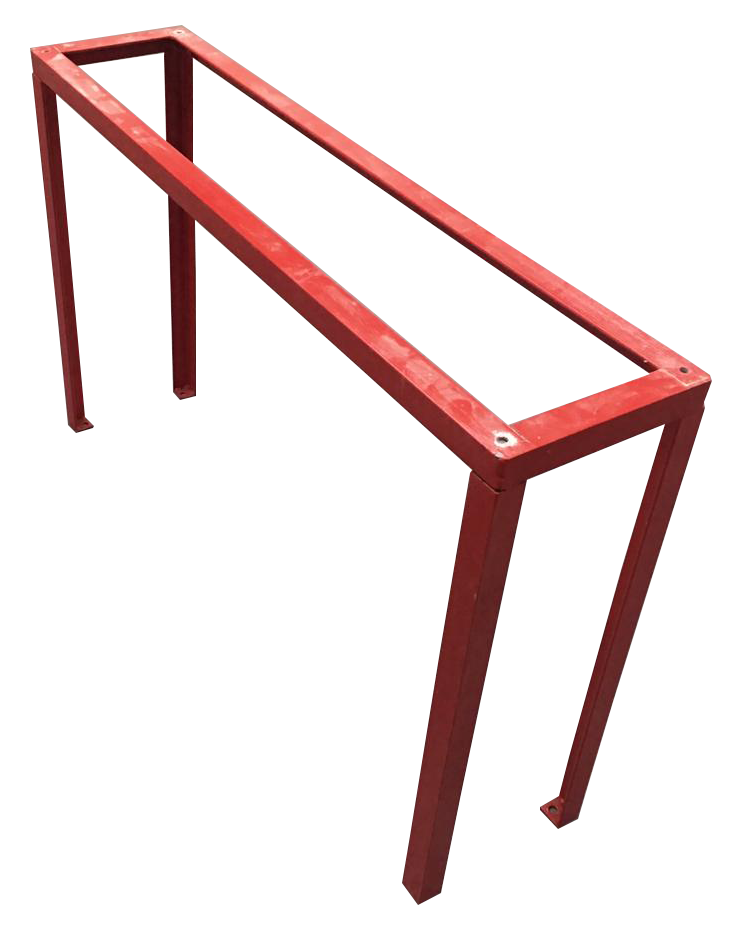 Foto de Imagem de um pedestal vermelho para abrigos de incêndio. A estrutura é feita de perfis de aço em "L", com 60cm de altura e quatro sapatas na base com furos para parafusar no chão.